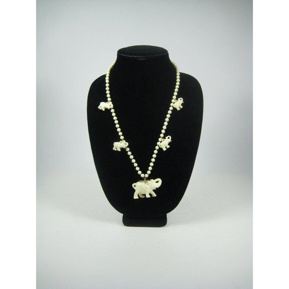 Vintage Elephant Pendant Bead Necklace 25 inch Vintage Strand Plastic Charms - Picture 5 of 11